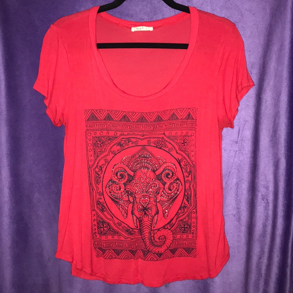 Soft elephant T-shirt